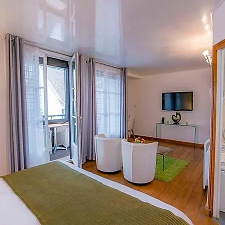 Relais Saint Jean Szálloda