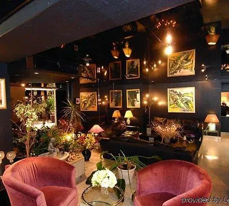 Relais Saint Jean Hotel