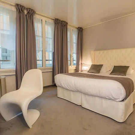 Relais Saint Jean Hotel