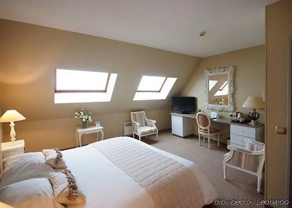 Hotel Relais Saint Jean 4*