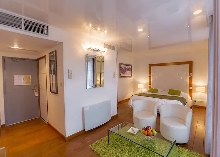 Relais Saint Jean Hotel Troyes